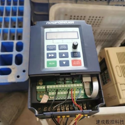 】议价A100T1R5G【//KW380V质2R2P1.5KW现货议价变频器2.2