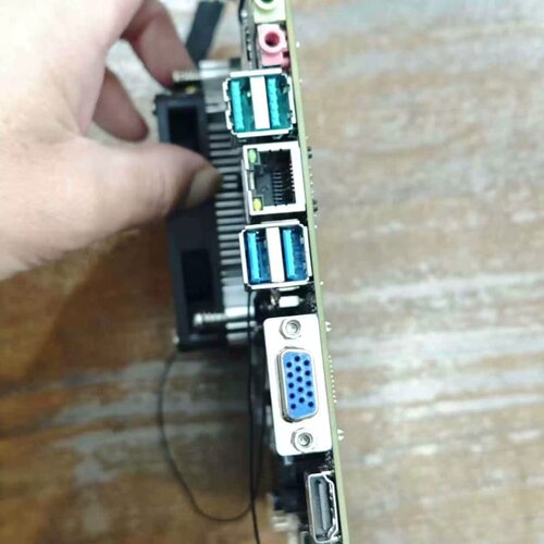 议价主板 捷威H610I/300可维修