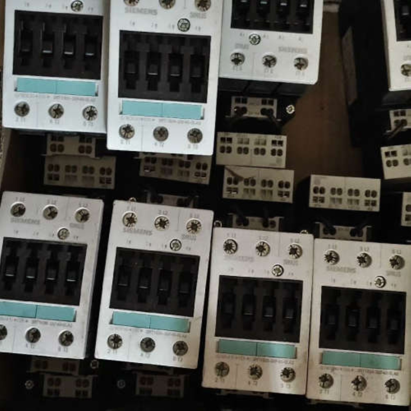 售前询价议价直流接触器3RT1034-3XF40-0LA211