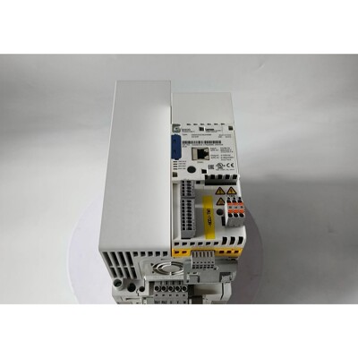 售前询价全新伦茨8400变频器E84AVSCE4024VB0现货