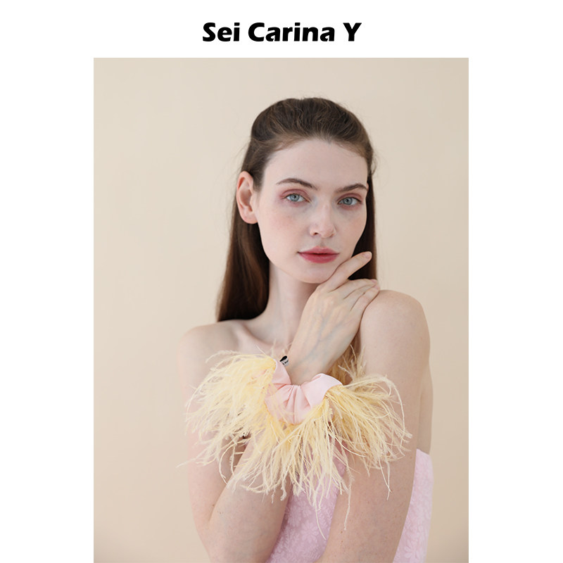 Sei Carina Y羽毛装饰真丝发圈女扎马尾发绳新款小众设计感发饰