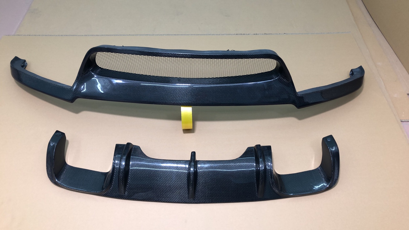 适用于宝马老款E70 E71 X5m X6m改装碳纤维前唇 后唇  顶翼 尾翼