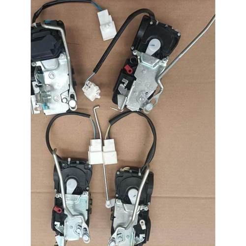 适用于宇捷330乐威V6灵途e线电动汽车门锁块中控锁闩电机