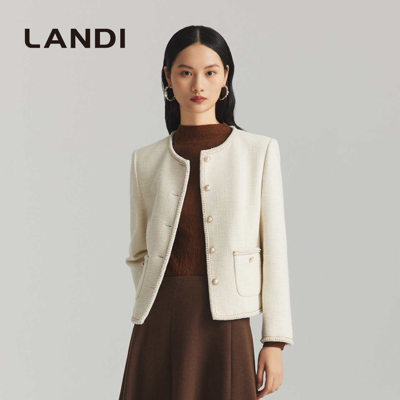 LANDI米白色绵羊毛小香风短外套