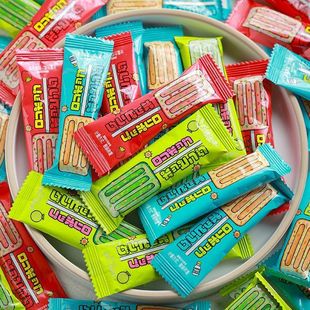 独立装 跳跳奶棒糖牛奶味奶片网红高颜值零食儿童糖果跳跳糖棒棒糖