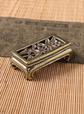 仿古黄铜藏式迷你花纹桌子摆件凳子家居装饰工艺精品古玩收藏