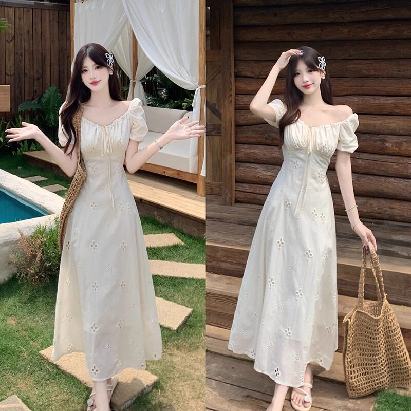 2026新款法式连衣裙减龄温柔风方领碎花连衣裙女镂空设计感长裙子