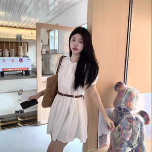 拼接白色短袖连衣裙女夏季新款连衣裙2026正流行收腰气质A字短裙