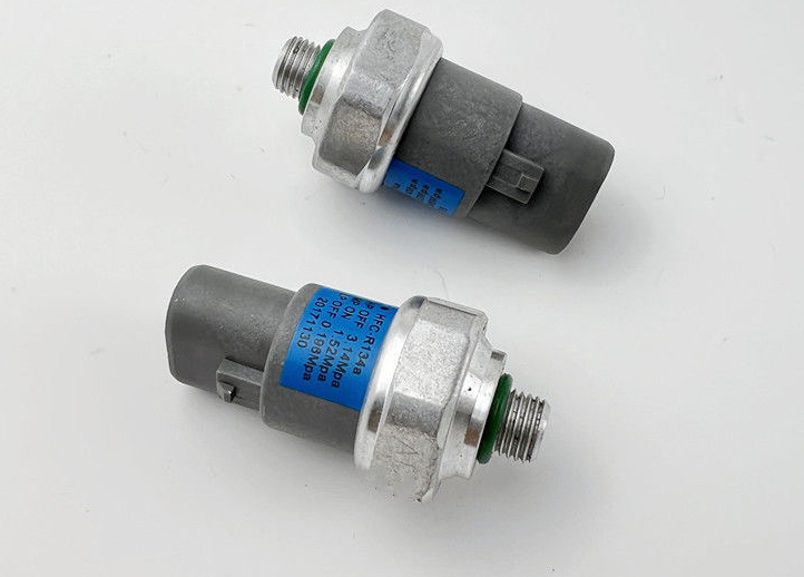 纳智捷纳5S5优6U6空调压力开关传感器空调压力感应塞压力阀原厂