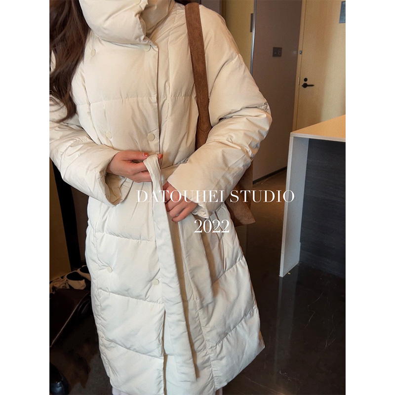 大头黑韩系风格常规羽绒服