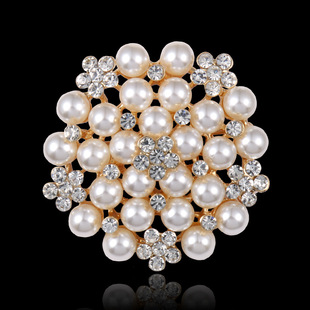 胸针韩国时尚水钻镶嵌雪花别针女胸花服饰配件饰品现货 珍珠