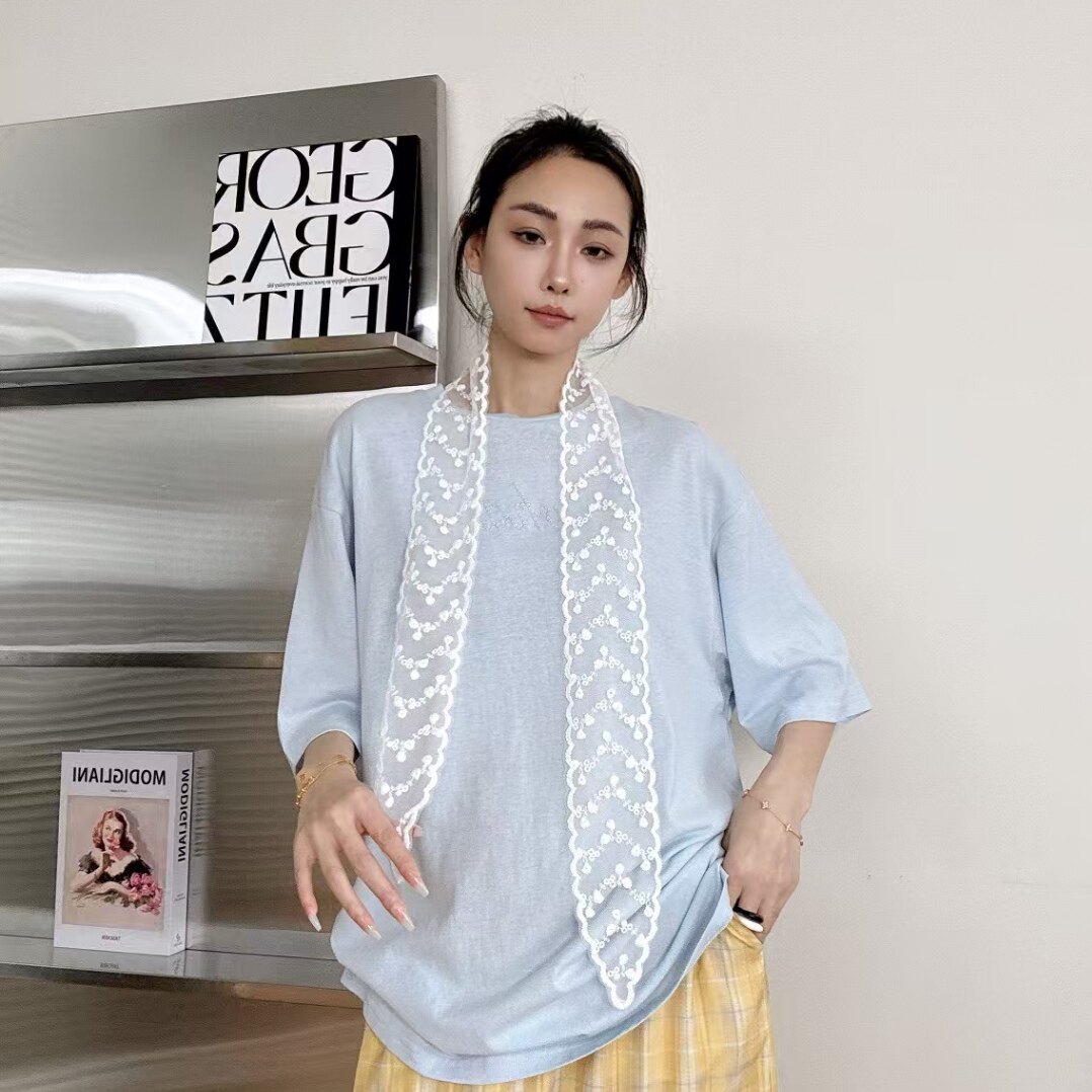 LM家高品  秋季新品甜美感显瘦百搭蕾丝飘带装饰刺绣字母短袖T恤