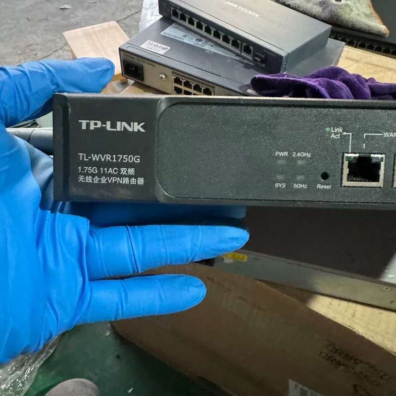 请议价-TP-WVR1750G路由器,功能正常未维修,正常使用,功能
