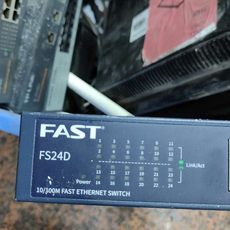 请议价-迅捷 FS24D 交换机24口
