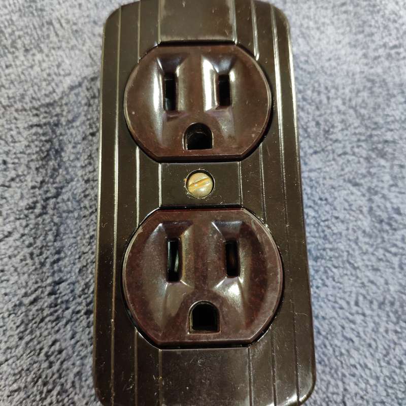 请议价-Leviton/立维腾 进口全新未使用全电木明装美标插座