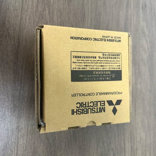 请议价-全新三菱PLC输出模块 RY42NT2P，MELSEC iQ