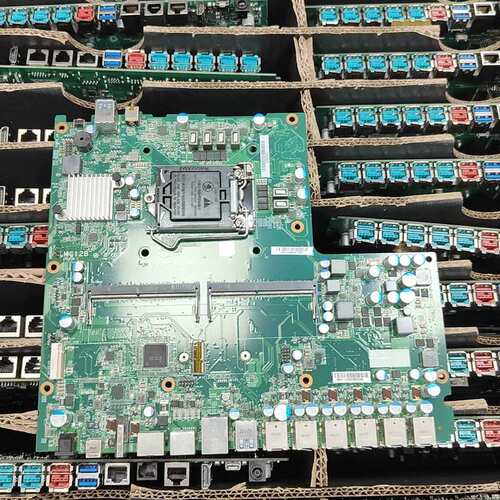 请议价-MC12B Ver.0.2主板，支持8-9代CPU。主板成色
