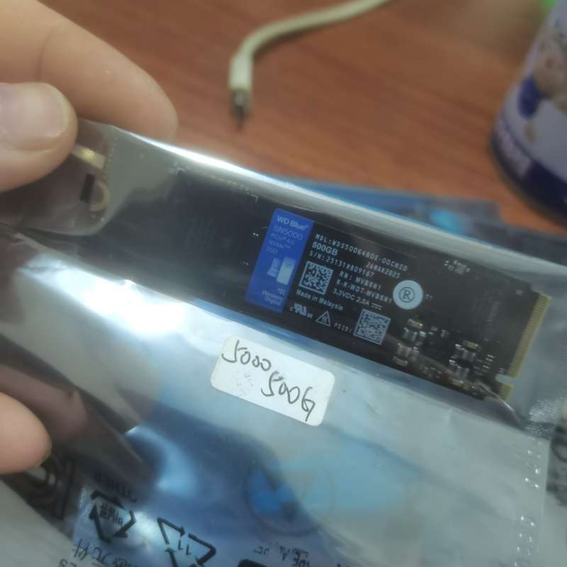 请议价-全新西数 SN5000 500G 固态硬盘!共1个!标价为单