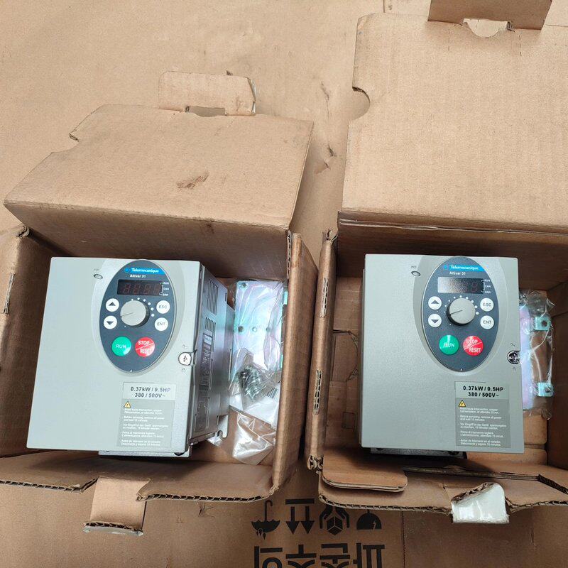 请议价-施耐德变频器 ATV31H037N4A 0.37KW 三相3