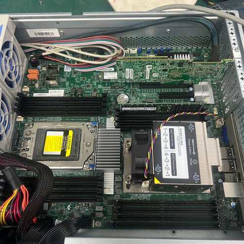 请议价-超H11DSi 2.1双路AMD EPYC主板 带挡板 单
