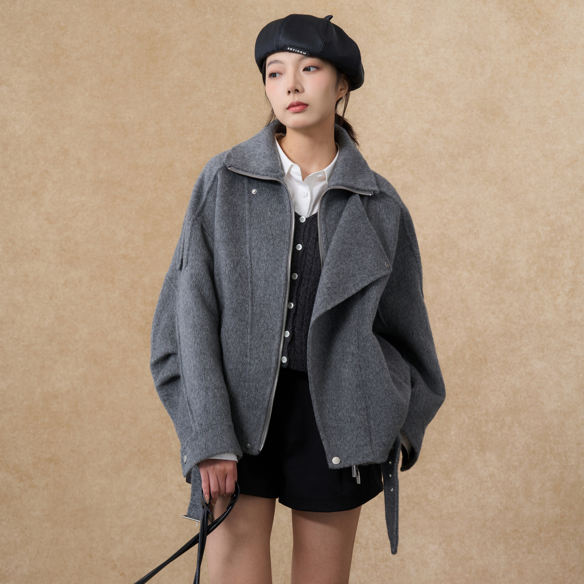 西町村屋廓形外套女装2025冬季新款潮流解构短款双面呢XAAD10236