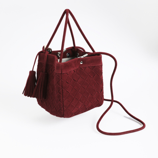 西町村屋复古风单肩包女款 气质红色氛围感编织菜篮子包XHAD60001
