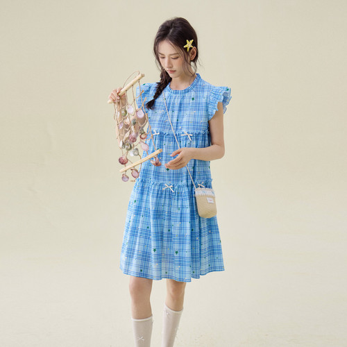 西町村屋荷叶边连衣裙女2026夏蝴蝶结格纹印花裙含包包CCBB10799