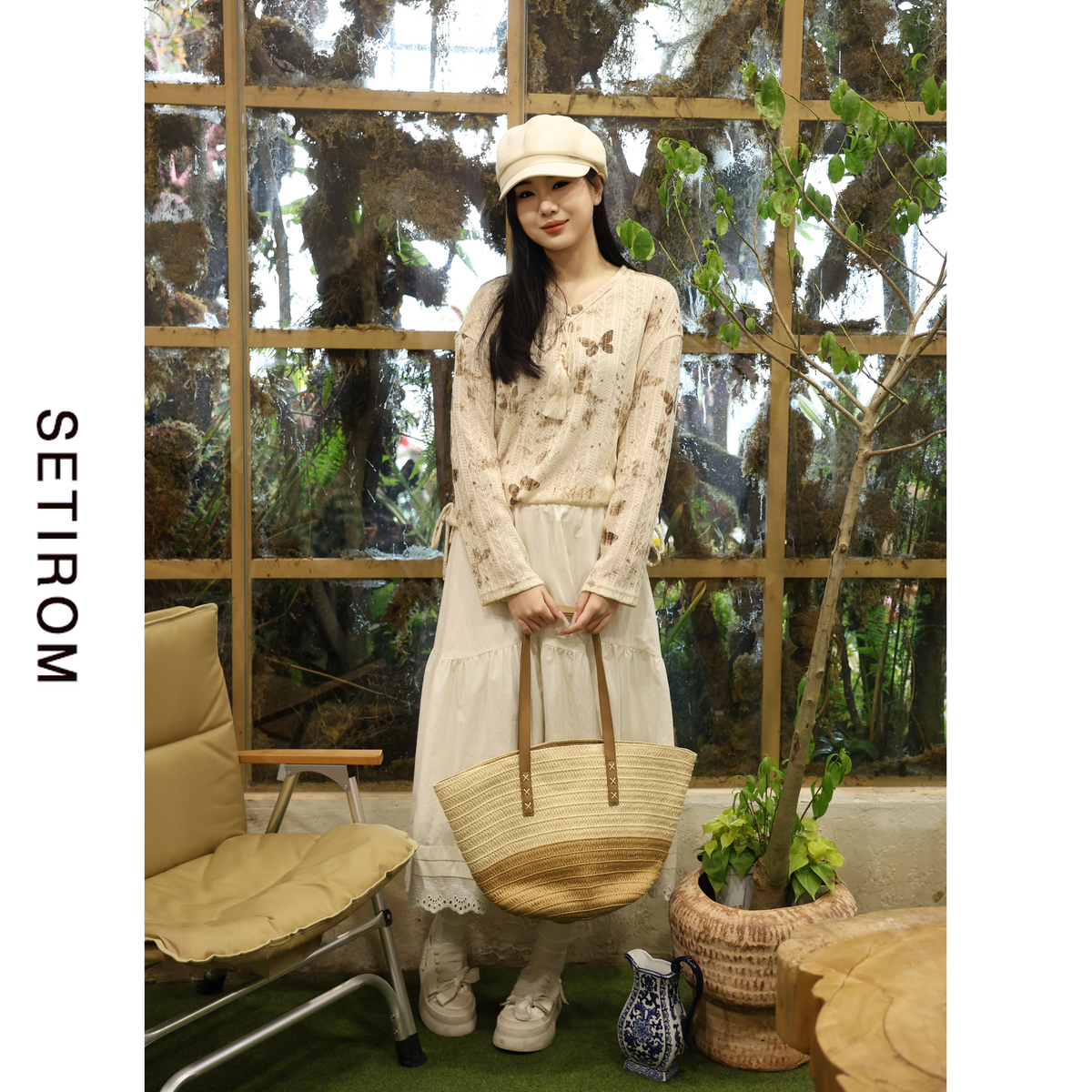 西町村屋复古蝴蝶印花系带小衫女