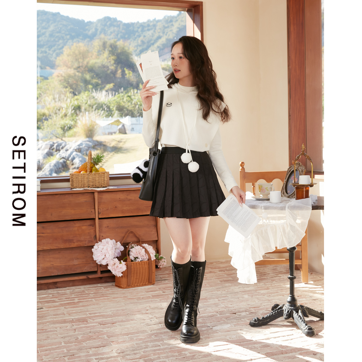 西町村屋漫学院简约百搭压花短裙