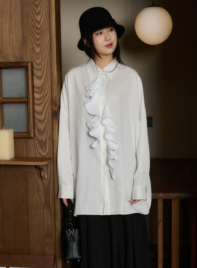 西町村屋法式衬衫女春季新款设计感风琴褶宽松长袖衬衣AA9103021
