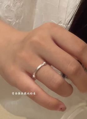 小红绳戒指女素圈食指小众设计日式轻奢时尚精致感闺蜜情侣指环