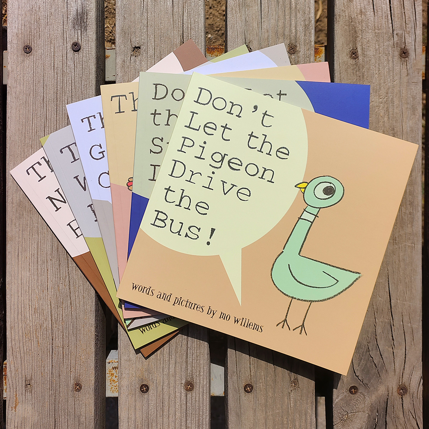 英文绘本幼儿早教pigeon drive the bus别让鸽子