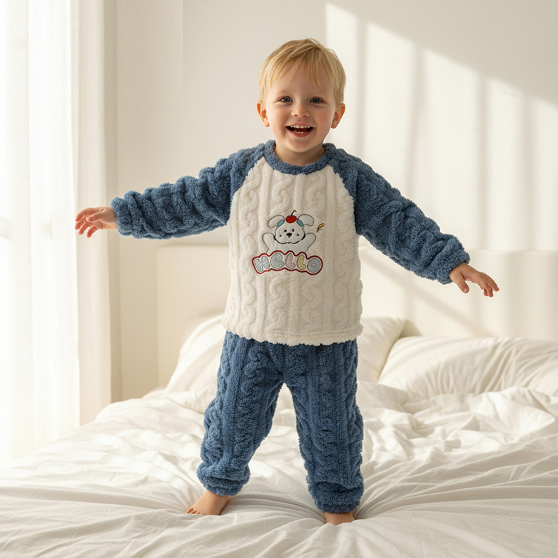 小猪大卫珊瑚绒儿童居家服 仅29元.9，到手一套！ - 线报酷