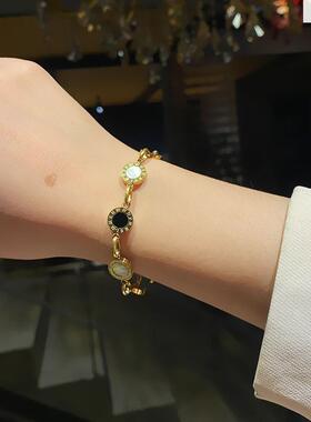 韩版简约个性罗马黑白贝钛钢手链女高级感情侣手串百搭不锈钢手饰