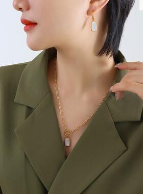 欧美极简个性天然白海贝OT扣长牌吊坠项链彩光泽优雅耳环首饰套装