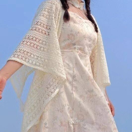 艺术生披肩复古度假镂空针织披肩流苏开衫女薄款斗篷春秋裙子民族
