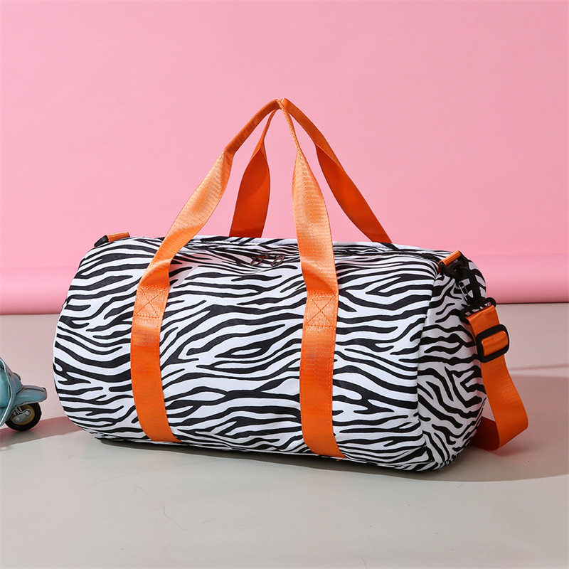 TRAVEL BAGS: WEEKEND GETAWAYS SWIM SUITS SHORT-DISTANCE BOARDING BUSINESS TRIPS ACCOMMODATION AND SMALL LUGGAGE BAGS
