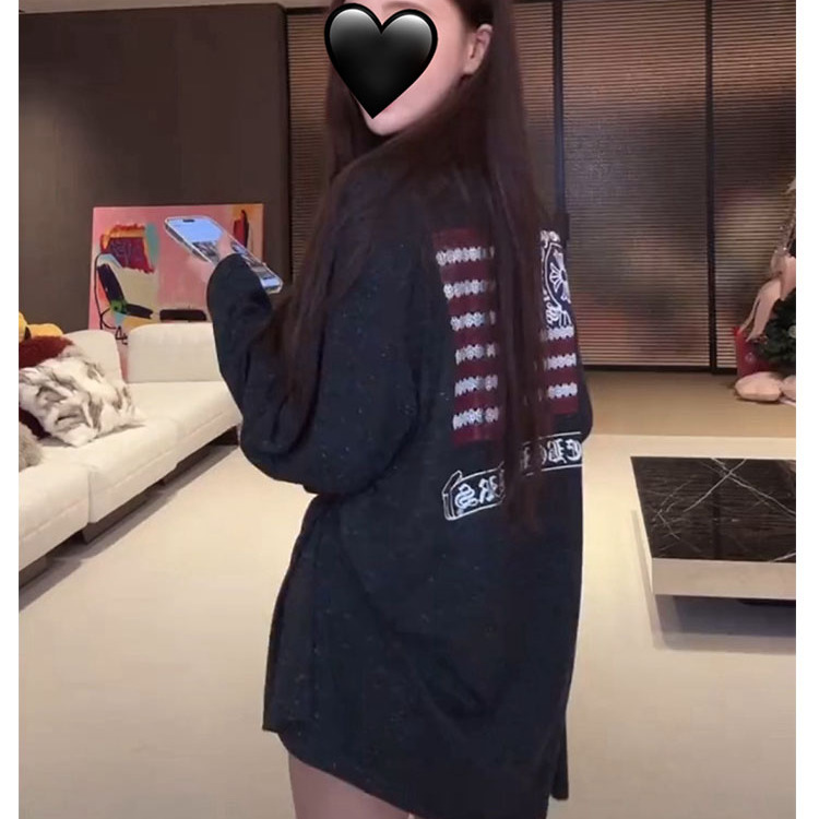 温婉同款慵懒风梵文印花长袖恤女