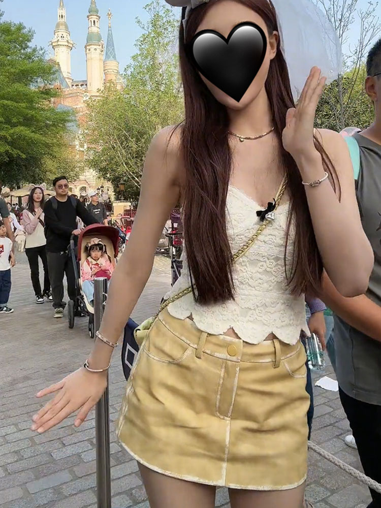 温婉同款黄色PU皮半身裙女2024夏季复古辣妹纯欲包臀A字超短裙子