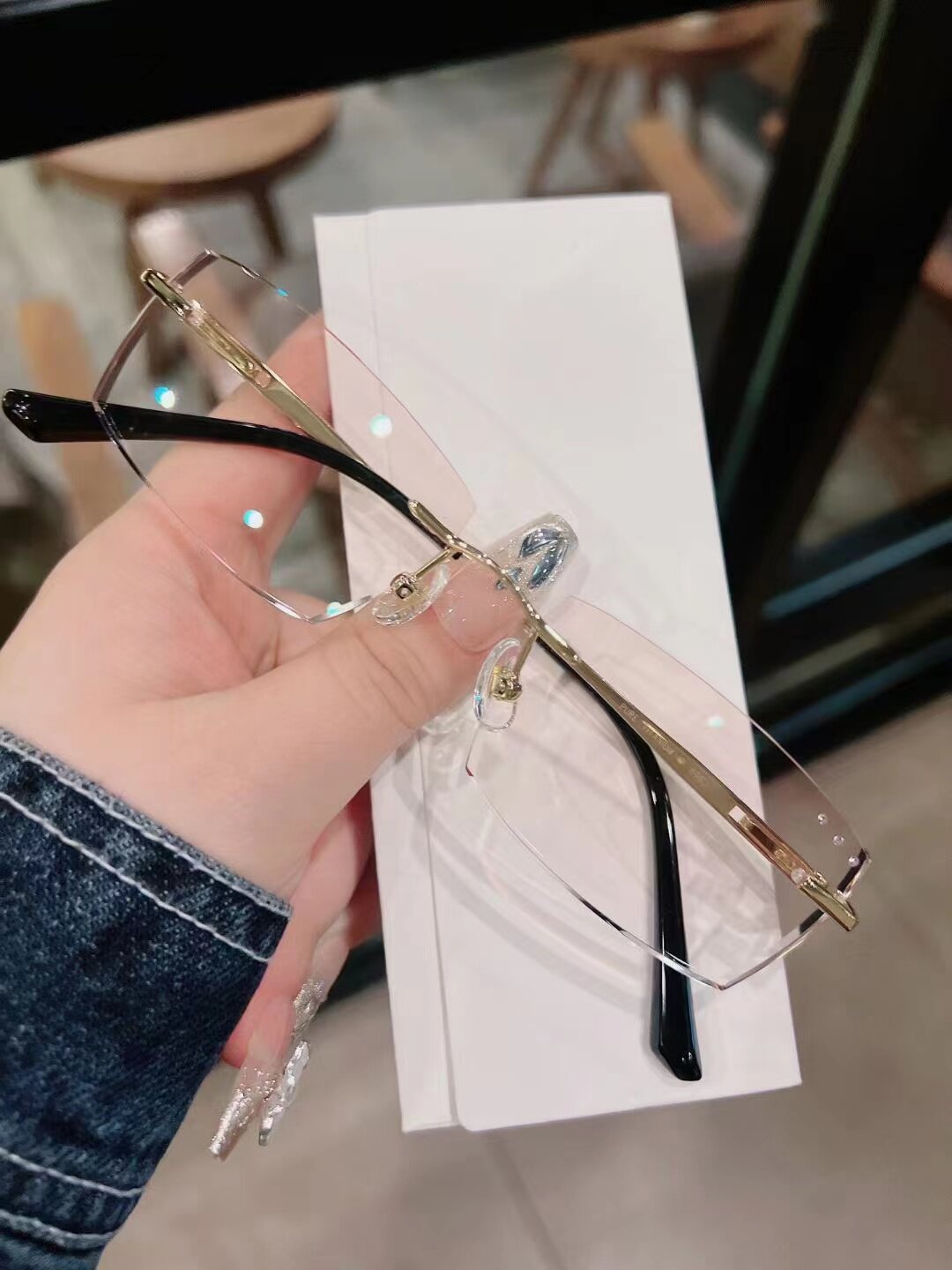 无边框超轻纯钛防蓝光近视眼镜男