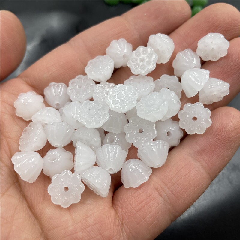 自制琉璃小坠子多用途仿东陵玉手工绿色白色创意小莲蓬散珠仿白玉