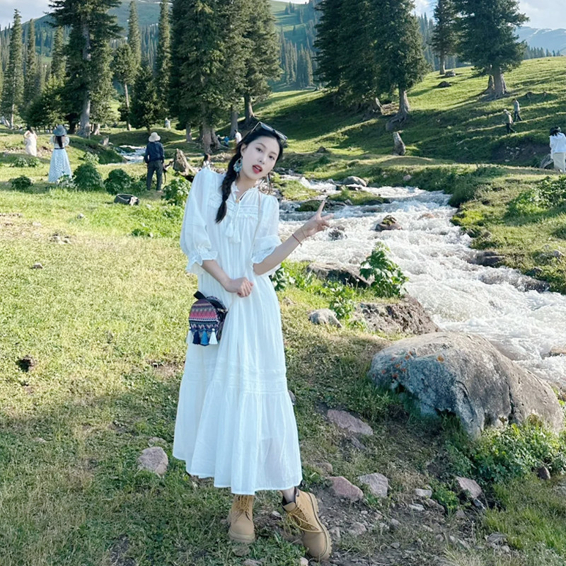 新疆草原云南大西北川西旅游穿搭女装裙子大理度假洱海拍照连衣裙
