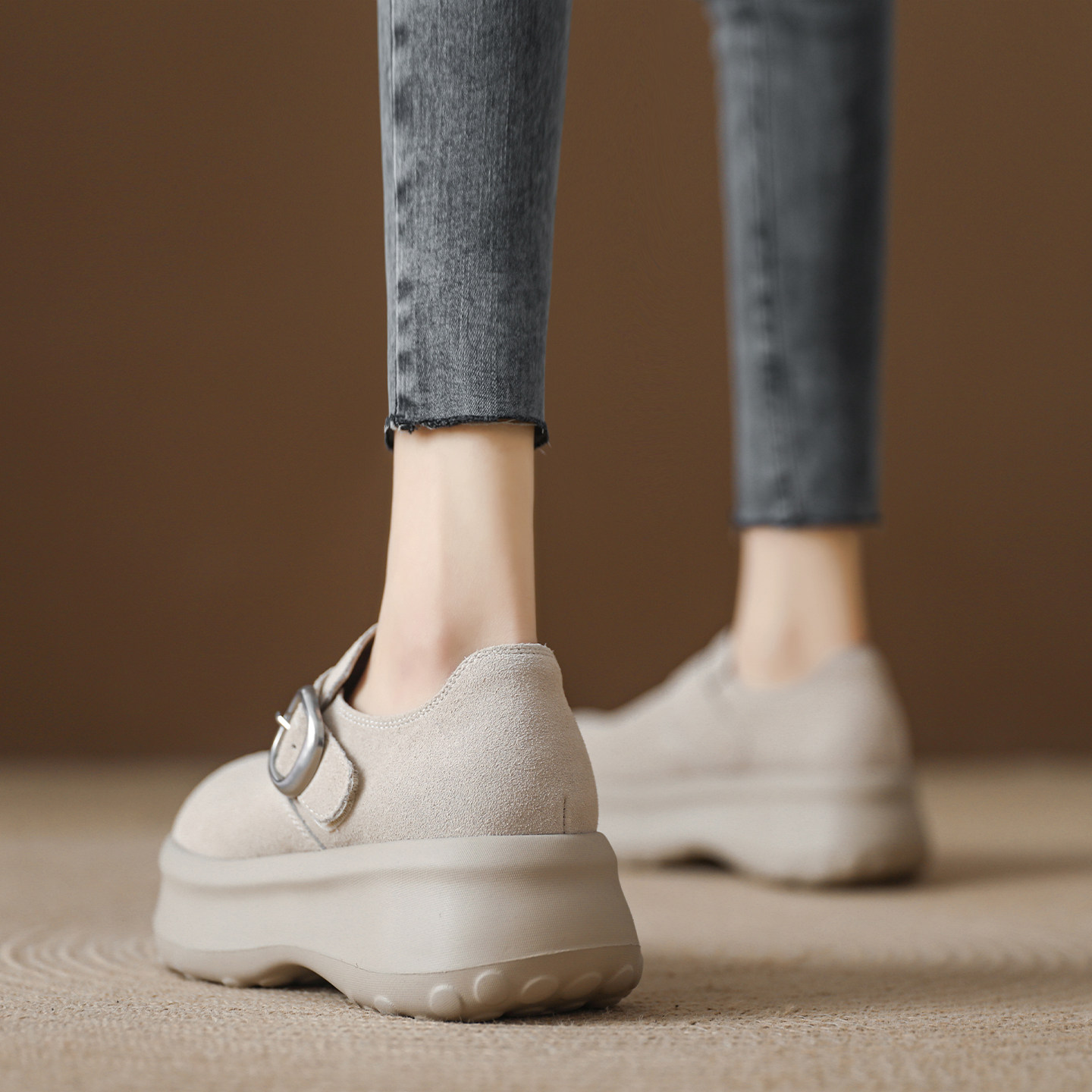 巨好看真皮勃肯鞋女6cm增高厚底轻便2026春季爆款时尚百搭乐福鞋,女鞋,乐福鞋（豆豆鞋）,淘宝优惠券,粉丝福利购,淘宝优惠卷