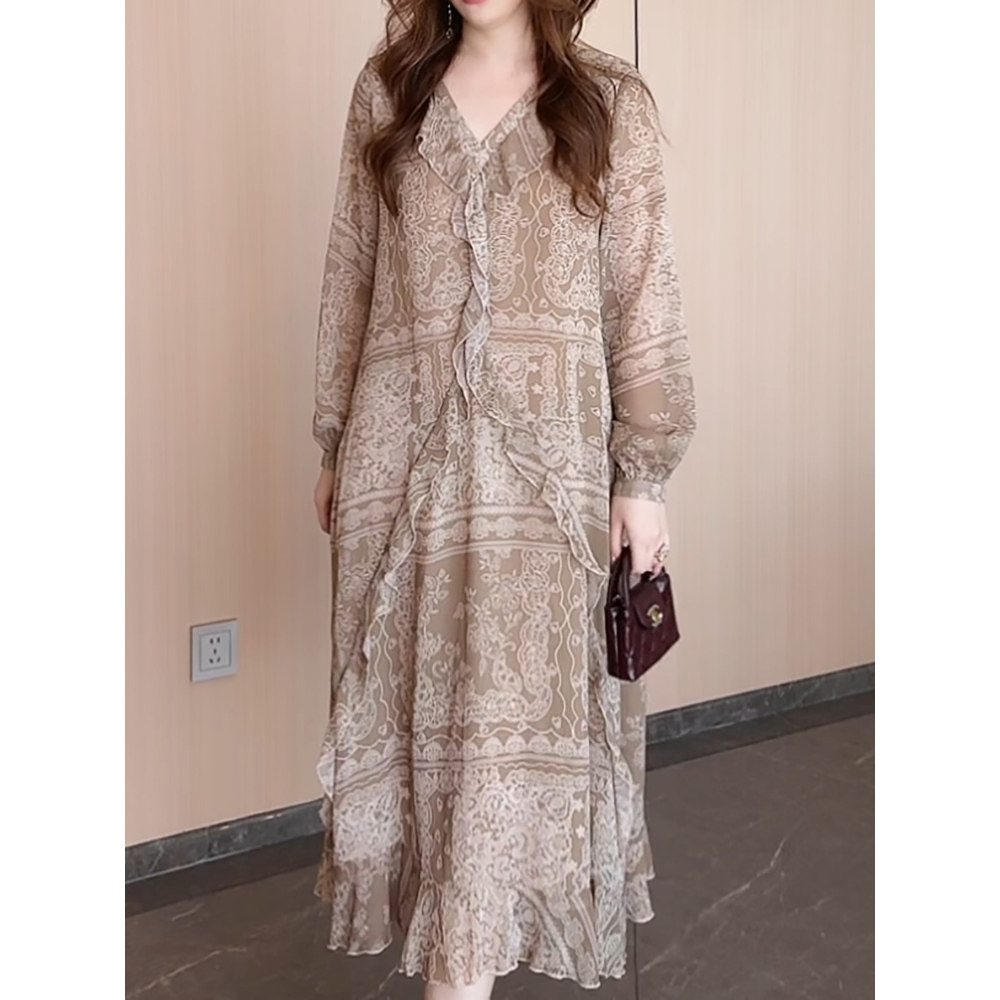 小众民族风印花长袖连衣裙女2026秋季新款减龄宽松显瘦洋气A字裙