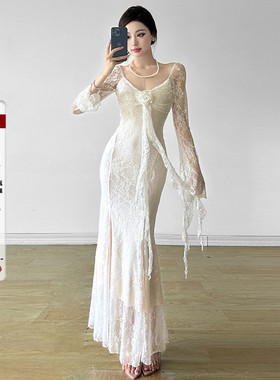 IAEY千金名媛~白色蕾丝钩花方领长袖连衣裙优雅气质晚宴礼服长裙