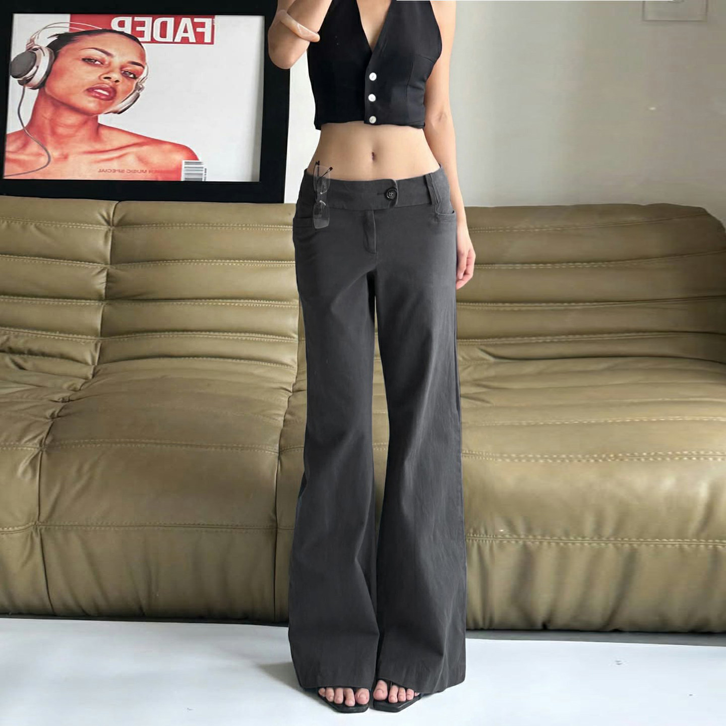 IAEY欧美街头风辣妹纽扣低腰深灰色西装裤通勤百搭显瘦微喇裤长裤