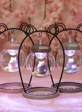 极速,创意吊篮小夜灯萌萌熊吊篮灯床F头灯桌面装饰树脂品学生礼品