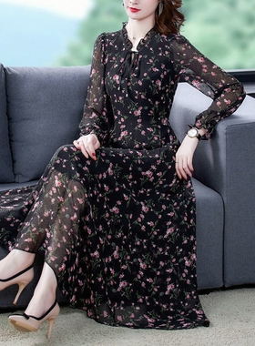 胖MM减龄打底长裙子2025年春装新款碎花连衣裙大码雪纺衫女长袖潮