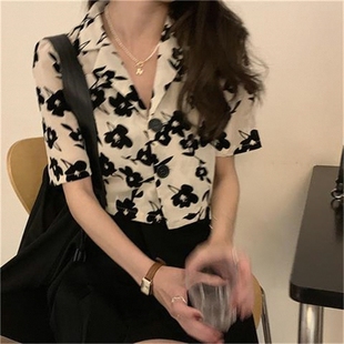 领夏季 碎花清纯甜美衬衫 西装 2025新款 女宽松休闲显瘦阔腿短裤 套装