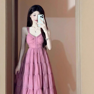 法式 设计露背气质海边度假风裙 浪漫初恋甜美吊带连衣裙女夏季 新款